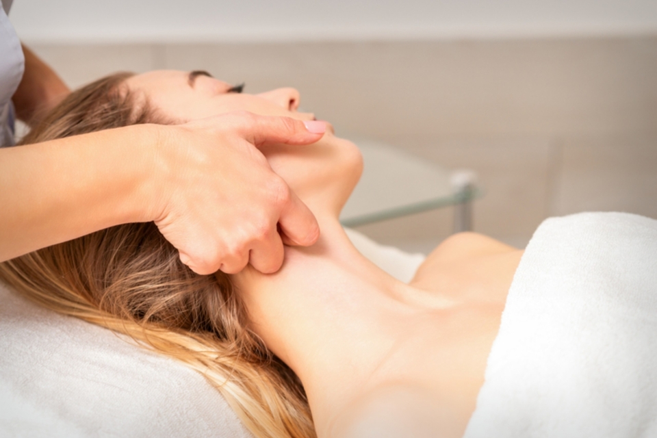 Massage Giải Độc Cơ Thể